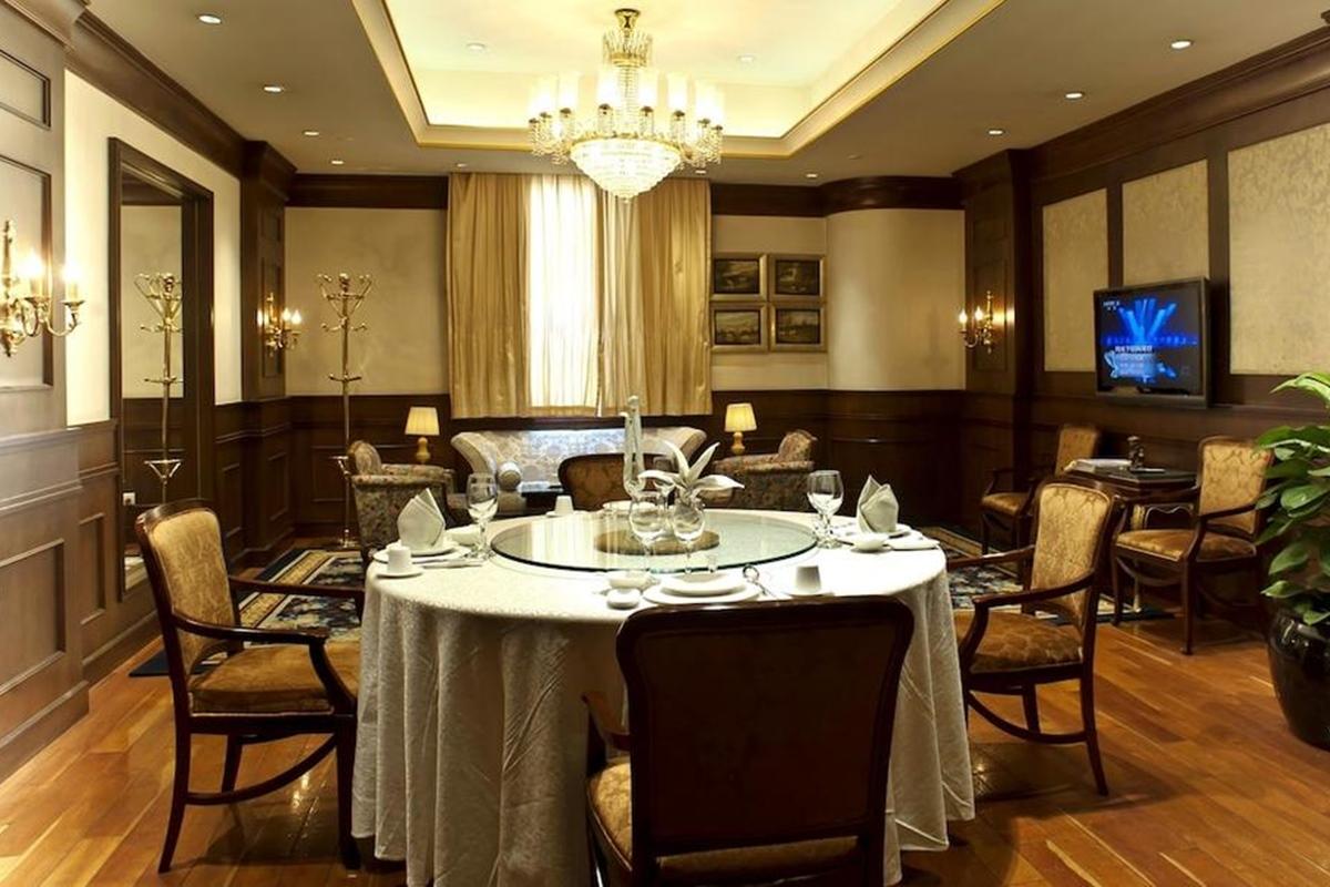 Howard Johnson Ginwa Plaza Hotel Сіань Екстер'єр фото