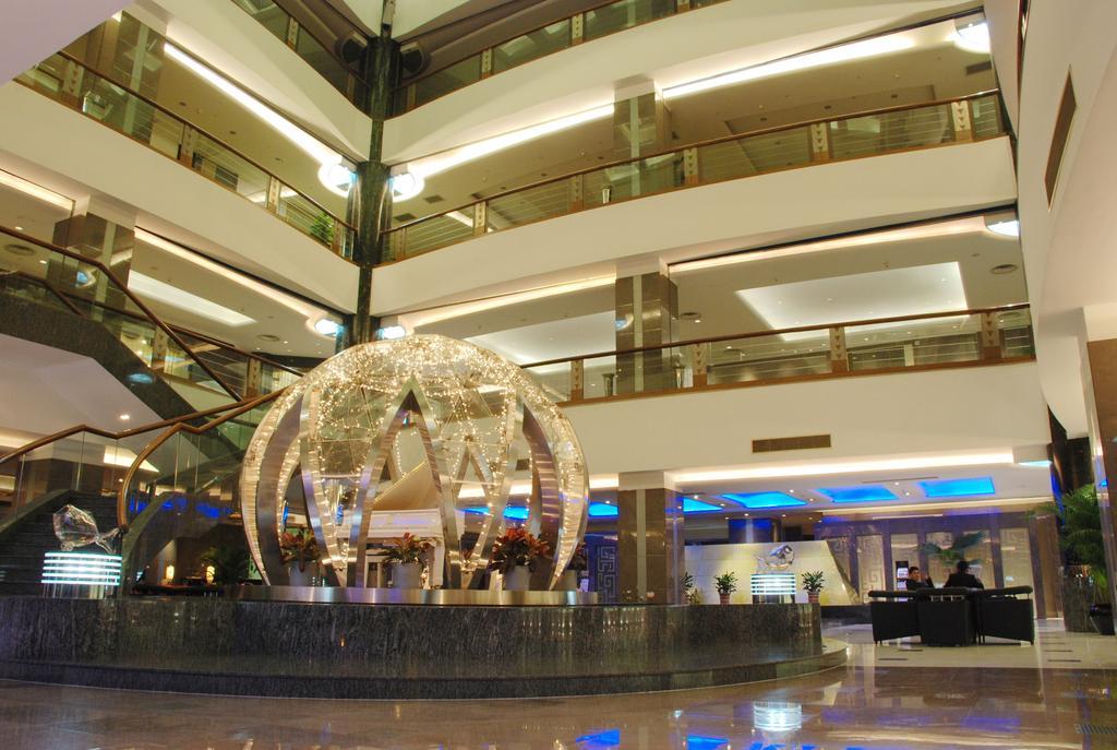 Howard Johnson Ginwa Plaza Hotel Сіань Екстер'єр фото